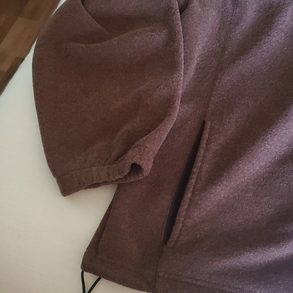 10,000 ft above sea level pullover - Picture 7 of 7